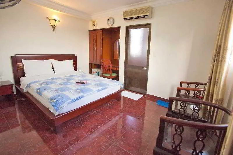 Nouveau Happy Inn - Ben Thanh Ho Chi Minh City Hotel